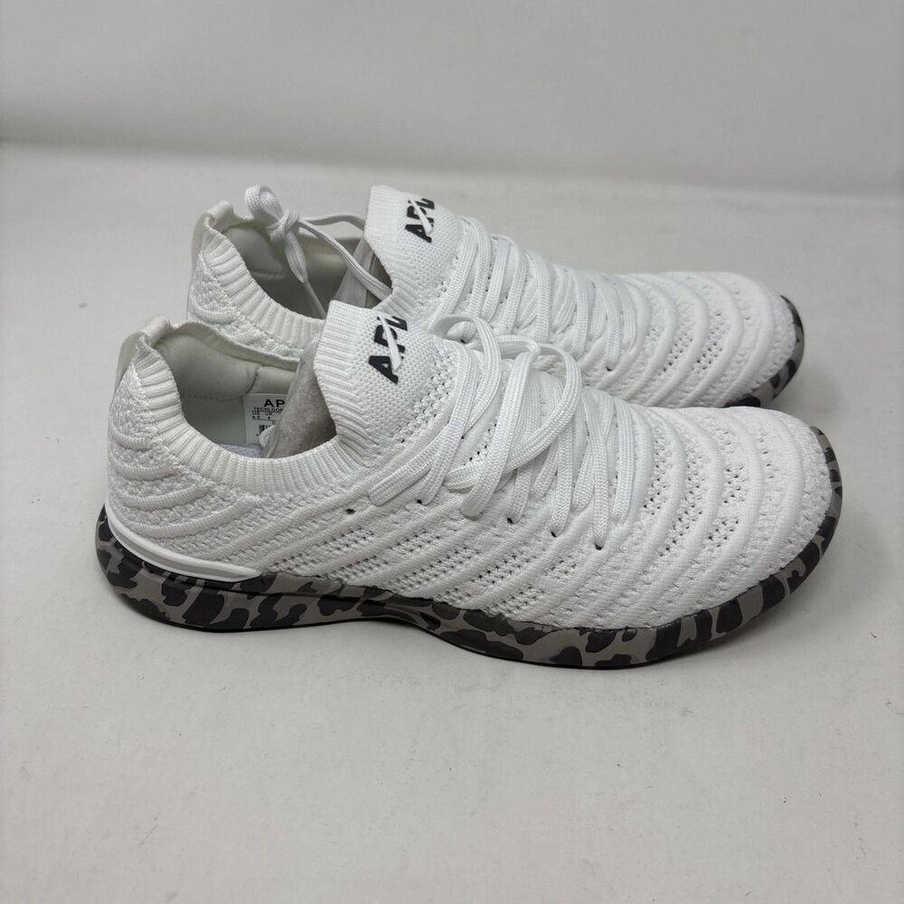 APL TechLoom Wave Women’s Running Shoes White Black Marble Size 6.5 New